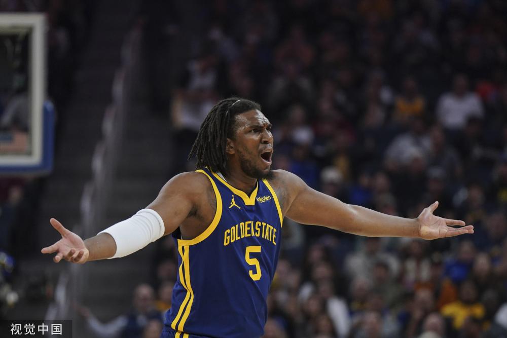 中锋位置的 中锋位置的