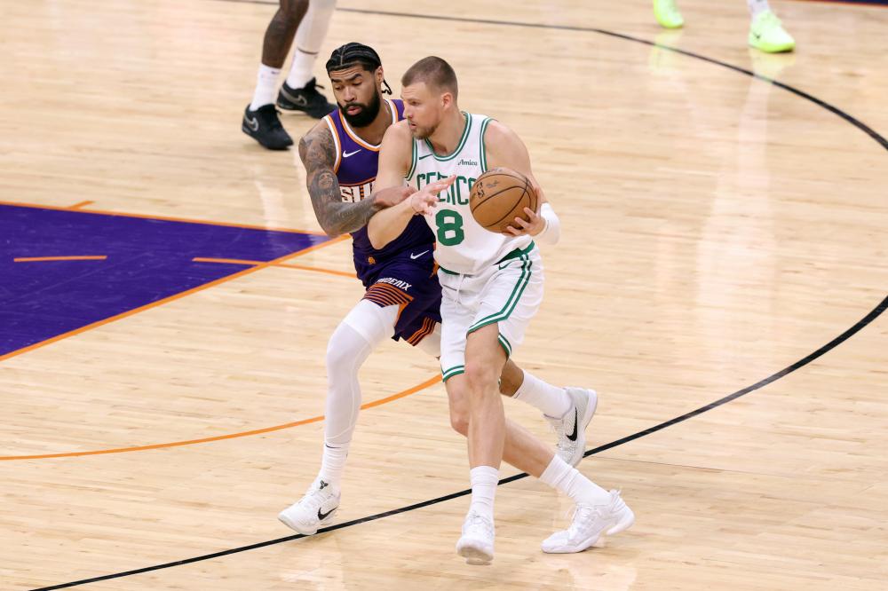 视每位球员 视每位球员