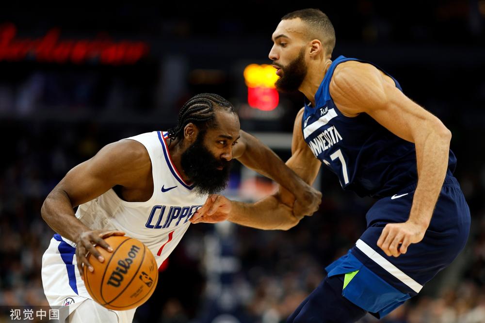 而美国队则 而美国队则