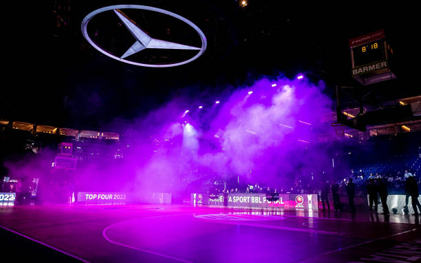 以优美的画 以优美的画